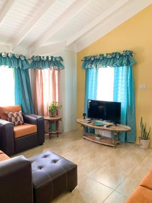 Cozy Villa Mammee Bay ภายนอก รูปภาพ